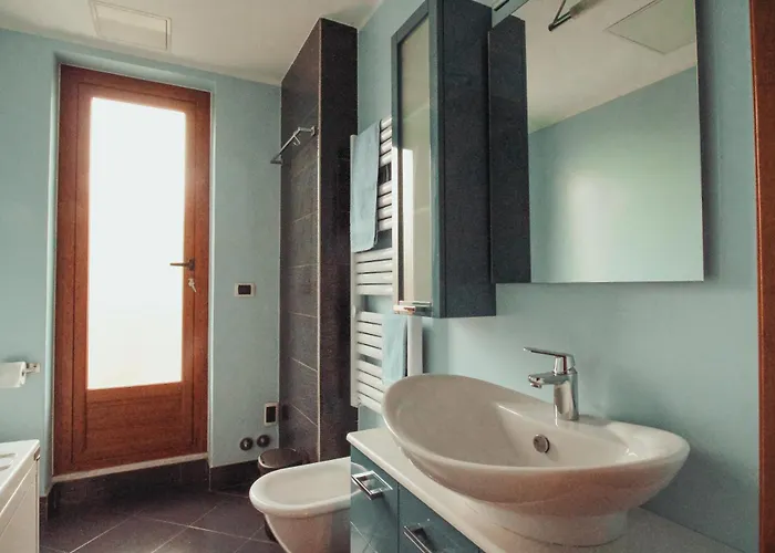 Lägenhet La Casa Nel Parco Pietra Ligure